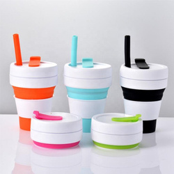 Składany kubek silikonowy  z pokrywką i słomką